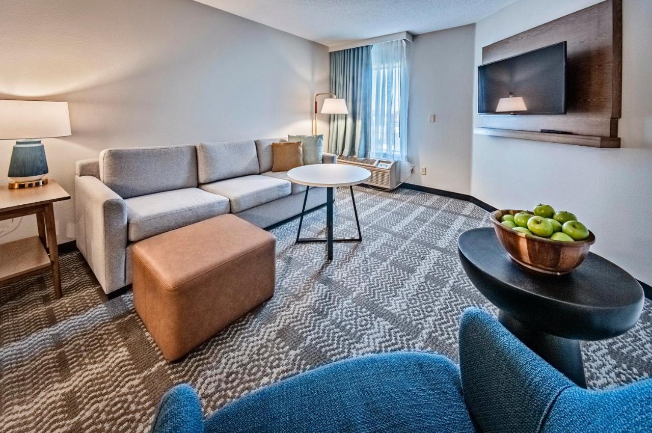 Staybridge Suites - Cedar Rapids North By Ihg Екстериор снимка